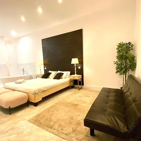 New!! Amazing Studio With Bathtub In Baixa * Lissabon